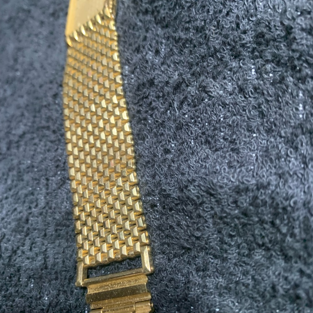 Longines men’s watch. Great condition. Looks very nice.   Very nice classic